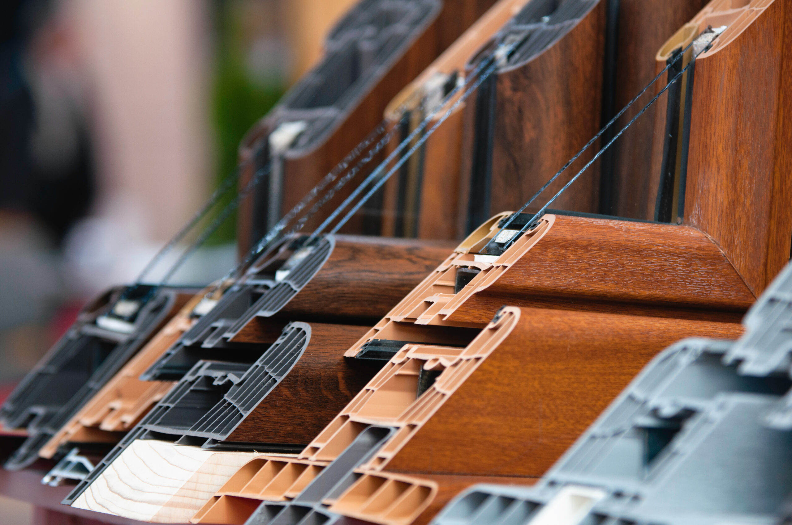 Selection of window profiles in a row, selective focus